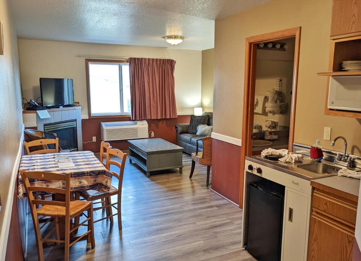 Hillcrest Inn Сисайд Экстерьер фото