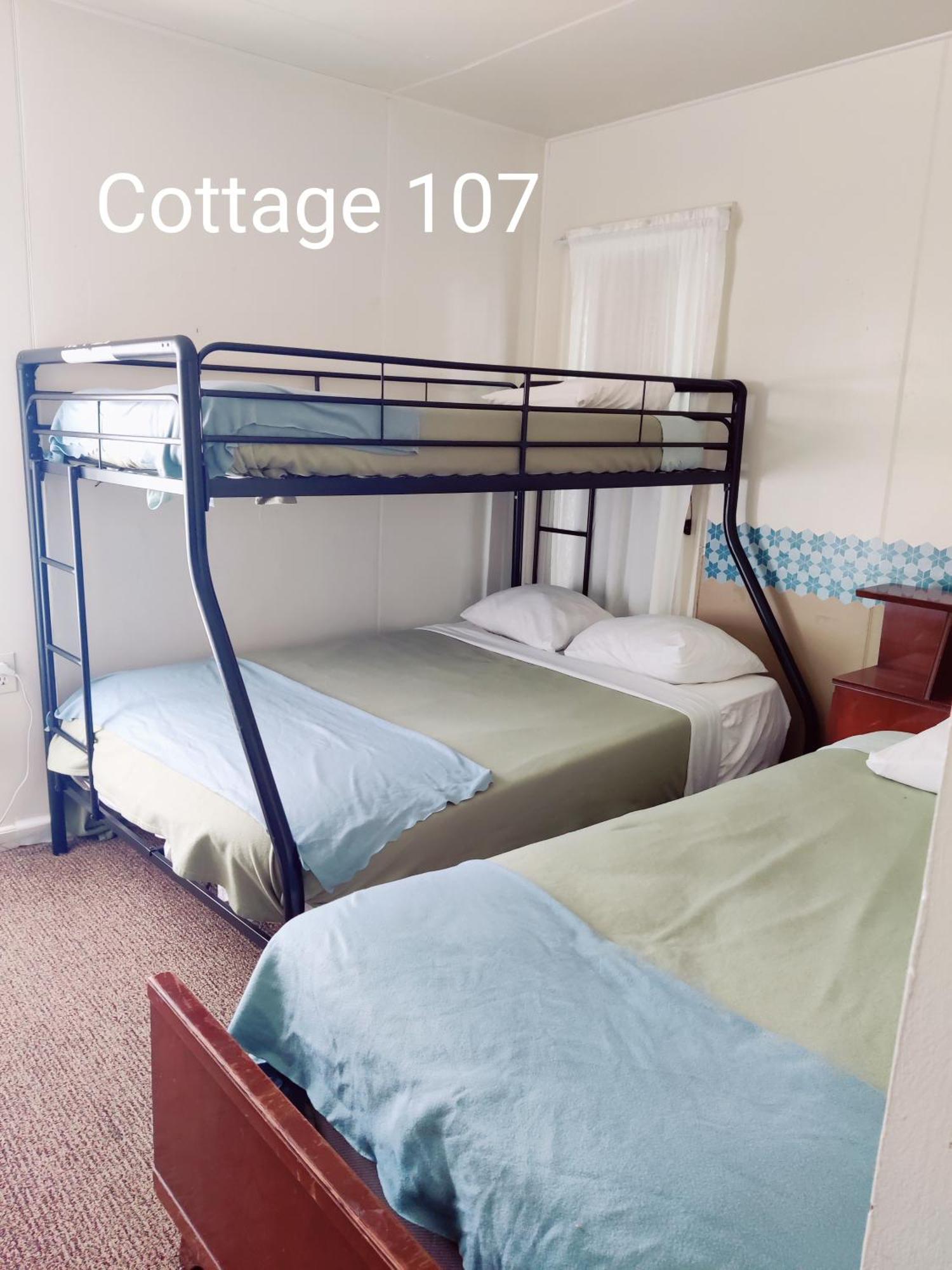 Hillcrest Inn Сисайд Экстерьер фото